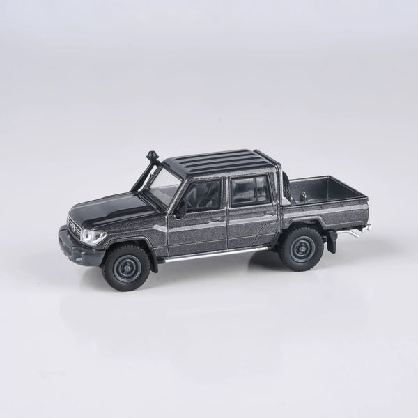 Para64 1/64 2014 Toyota Land Cruiser 79 Pickup Graphite Grey