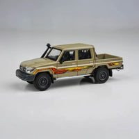 Para64 1/64 2014 Toyota Land Cruiser LC 79 Sandy taupe Beige