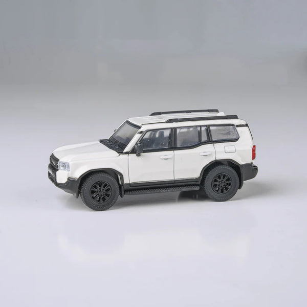 Para64 1/64 2024 Toyota Land Cruiser 250 Prado White Ice Cap