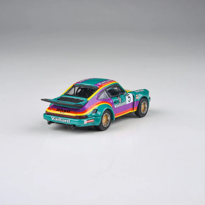 Para64 1/64 Porsche 911 Carrera RSR 3.0 Kremer Racing Vaillant Green