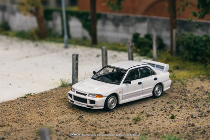 Tarmac Works 1/64 Mitsubishi Lancer RS  Evolution III White - GLOBAL64