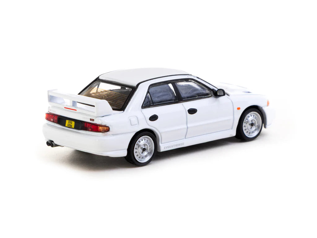 Tarmac Works 1/64 Mitsubishi Lancer RS  Evolution III White - GLOBAL64