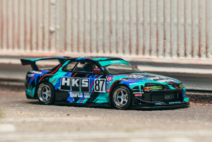 Tarmac Works 1/64 Nissan Skyline (R32) Widebody HKS with Tarmac Cards Combo Set - Designed by Jon Sibal Black & Green - GLOBAL64 - T64G-061-HKS