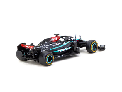 Tarmac Works x iXO Models 1/64 Mercedes-AMG F1 W12 E Performance New York Demo Run 2024 Lewis Hamilton GLOBAL64  Black - T64G-F037-NY