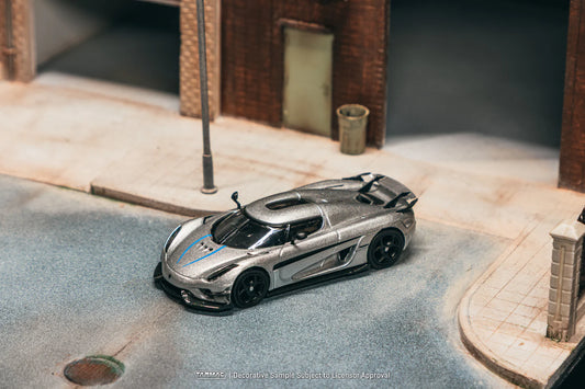 Tarmac Works 1/64 Koenigsegg Regera Silver Metallic / Blue Accents with Tarmac Cards Combo Set - GLOBAL64 - T64G-TL017-SL - Damaged Box
