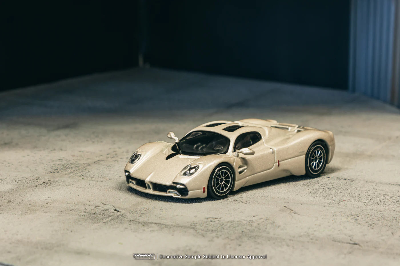 Tarmac Works 1/64 Pagani Utopia Rinascimento White - GLOBAL64 - T64G-TL055-BI