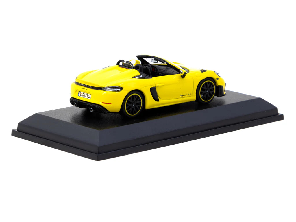 Minichamps x Tarmac Works 1/64 Porsche 718 Spyder RS Racing Yellow - COLLAB64