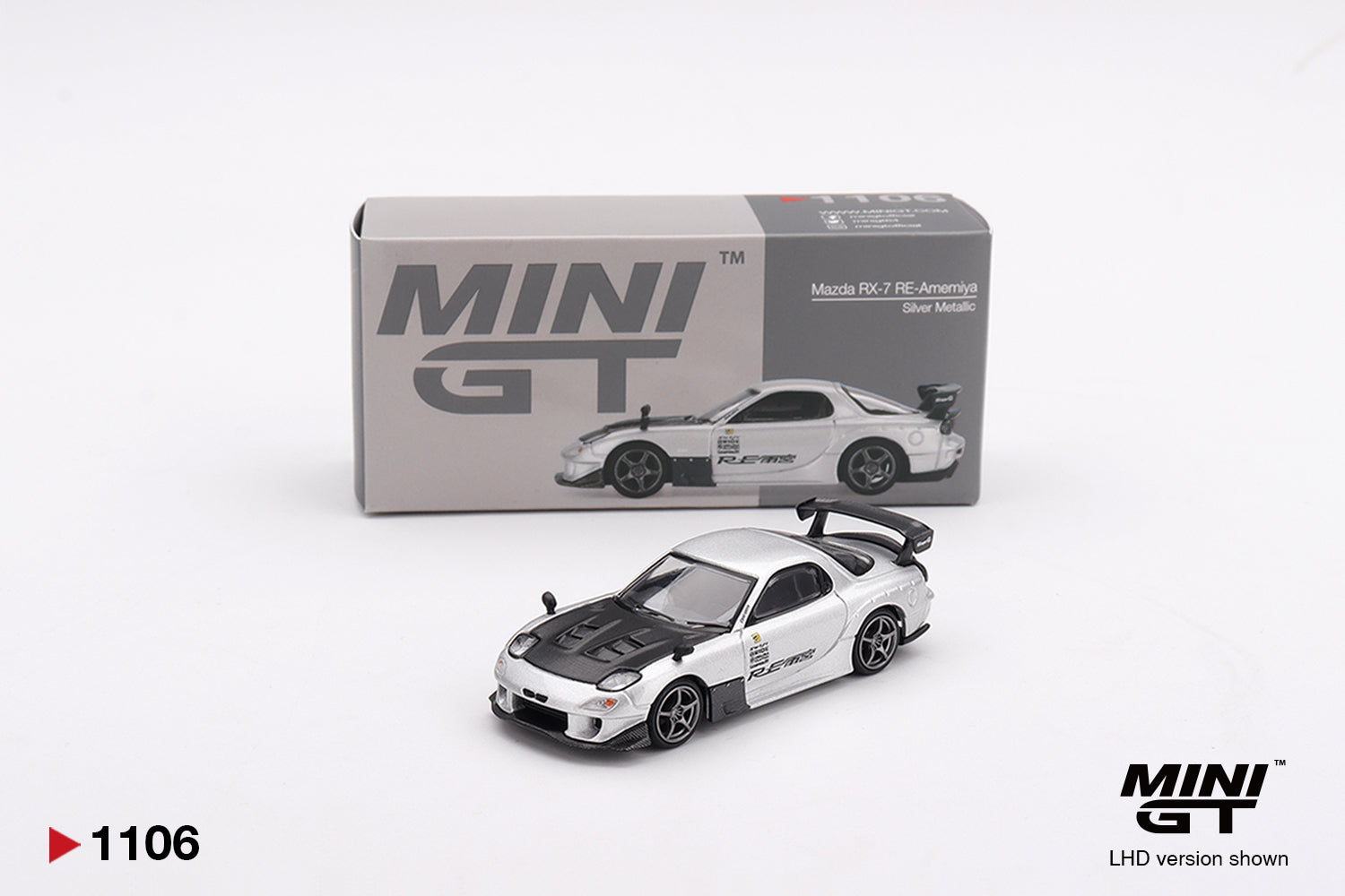Mini GT 1/64 Mazda RX-7 RE-Amemiya Silver Metallic - MGT01106
