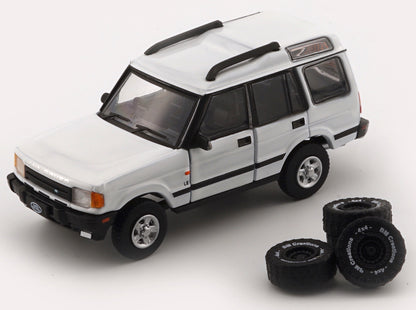 BM Creations 1/64 Land Rover 1998 Discovery 1 White - 64B0192