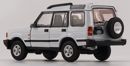 BM Creations 1/64 Land Rover 1998 Discovery 1 White - 64B0192