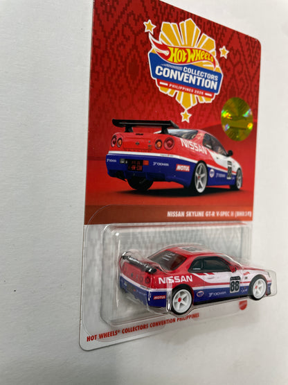 Hot Wheels 1/64 Collectors Convention Philippines 2026 Set Of 2 Nissan Skyline GT-R V-Spec II (BNR34) #182 Red/ Blue - JKC11-0910