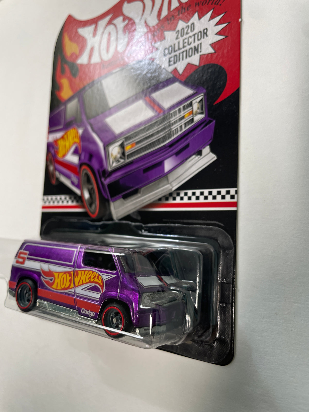 Hot Wheels 1/64 Mail In 2020 Collector Edition Custom '77 Dodge Van Purple - GJJ80-K913