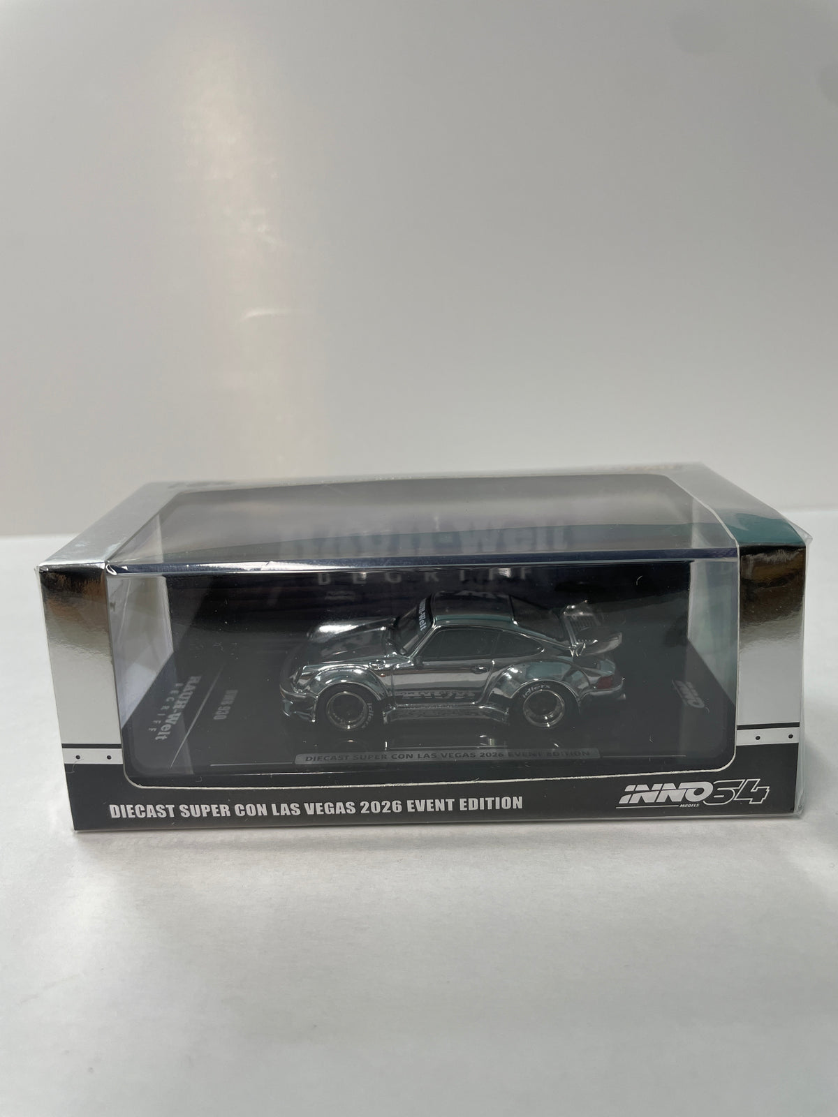Inno64 1/64 Diecast Super Con Las Vegas 2026 Event Edition RWB Porsche 930 Chrome Silver - IN64-RWB930-DSCLV26