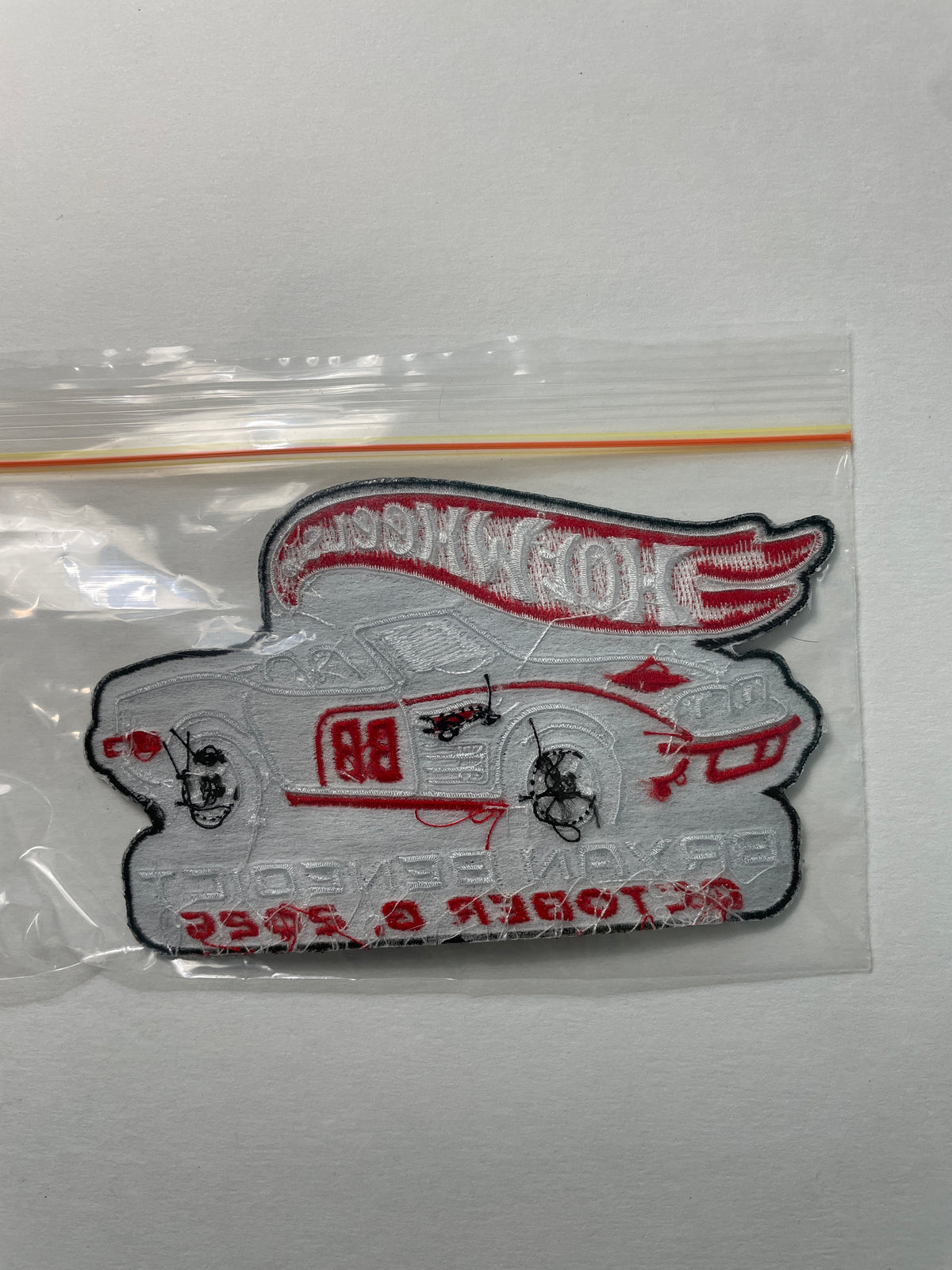 Hot Wheels 1/64 40th Annual Collectors Convention 2026 Dinner Kit '72 Corvette Stingray Convertible Black #2699 / T-Shirt (X-Large)/ Patch/ Pin/ E-Sheet (Read description)