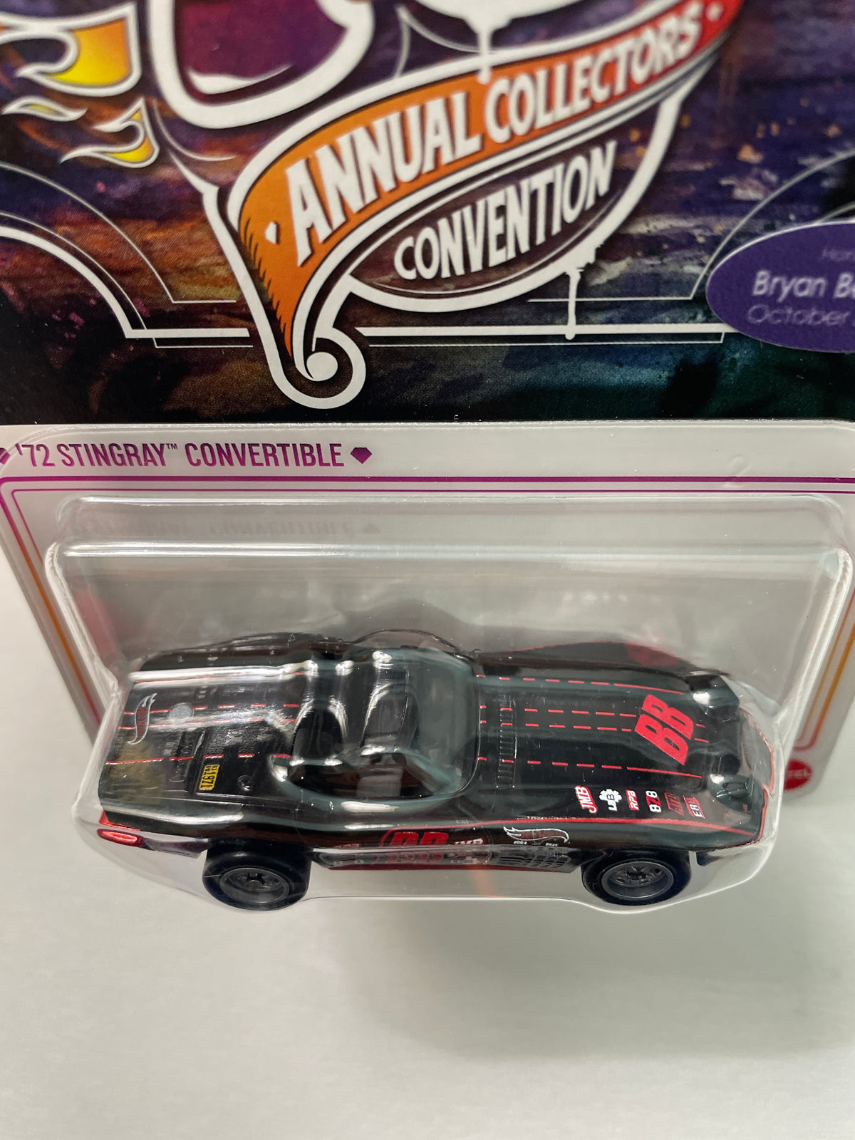 Hot Wheels 1/64 40th Annual Collectors Convention 2026 Dinner Kit '72 Corvette Stingray Convertible Black #2699 / T-Shirt (X-Large)/ Patch/ Pin/ E-Sheet (Read description)