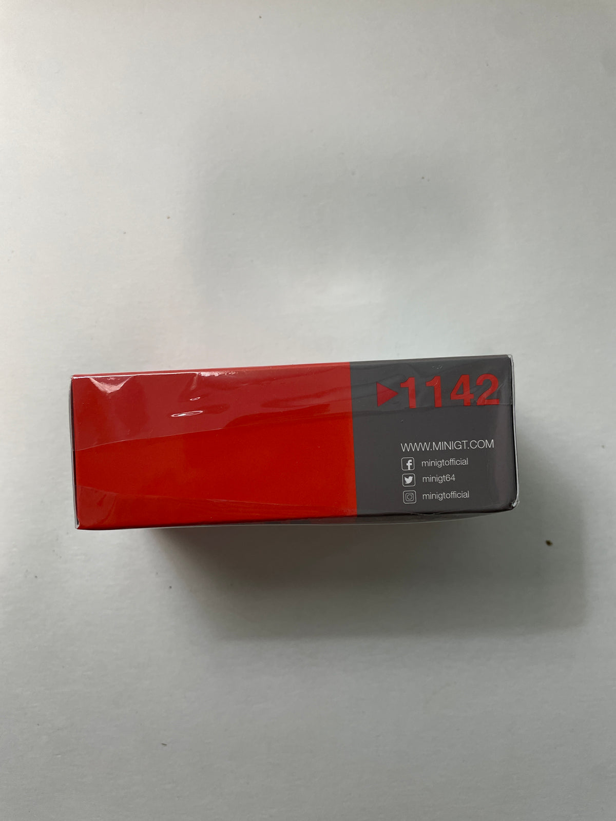 Mini GT 1/64 Porsche 911 Carrera RS 2.7 Tangerine with Black Livery Orange - MGT01142 - Damaged Box
