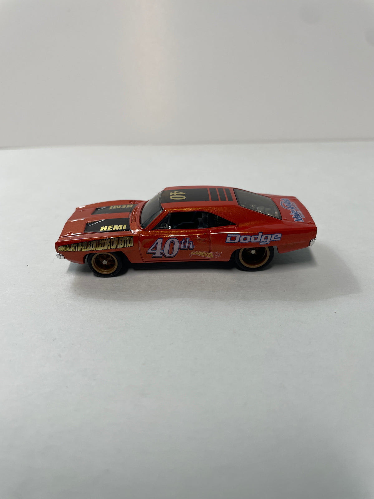 Hot Wheels 1/64 Convention Charity Car Dodge Charger - Orange