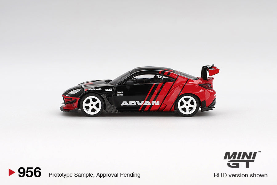 Mini GT 1/64 Toyota GR86 HKS TYPE R ADVAN 2022 Tokyo Auto Salon Red & Black