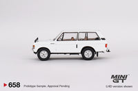 Mini GT 1/64 Range Rover Davos White