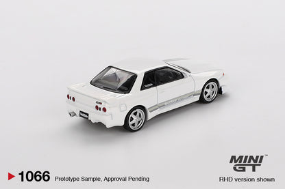 Mini GT 1/64 Nissan Skyline GT-R (R32) VeilSide Combat C-I White - MGT01066