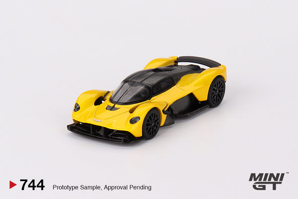 Mini GT 1/64 Aston Martin Valkyrie Sunburst Yellow