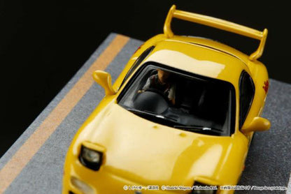 Hobby Japan 1/64 Initial D MAZDA RX-7 (FD3S) RED SUNS / VS Takumi Fujiwara Takahashi Keisuke driver figure included Yellow