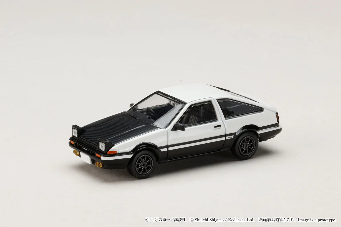 Hobby Japan 1/64 Toyota Sprinter Trueno AE86 Initial D Diorama Set Series Takumi Fujiwara Vs Tomoyuki Tate White & Black - HJDMD001B