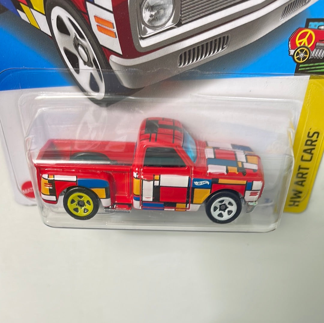 Hot Wheels 1/64 ‘69 Chevy Pickup Red