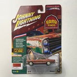 Johnny Lightning 1/64 1966 Ford Fairelane GT Barn Finds Version A Brown