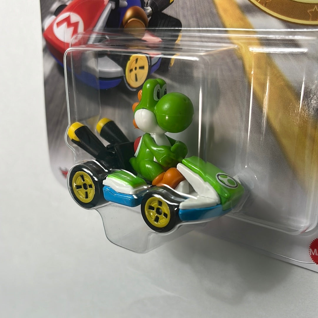 Hot Wheels Mario Kart Yoshi w/ Standard Kart – Flipn Diecast