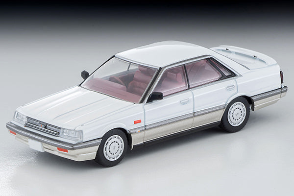 1/64 Tomica Limited Vintage Neo LV-N282a Nissan Skyline 4-door HT GT Passage Twin Cam 24V (White/Beige) 86