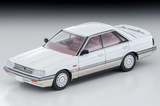 1/64 Tomica Limited Vintage Neo LV-N282a Nissan Skyline 4-door HT GT Passage Twin Cam 24V (White/Beige) 86