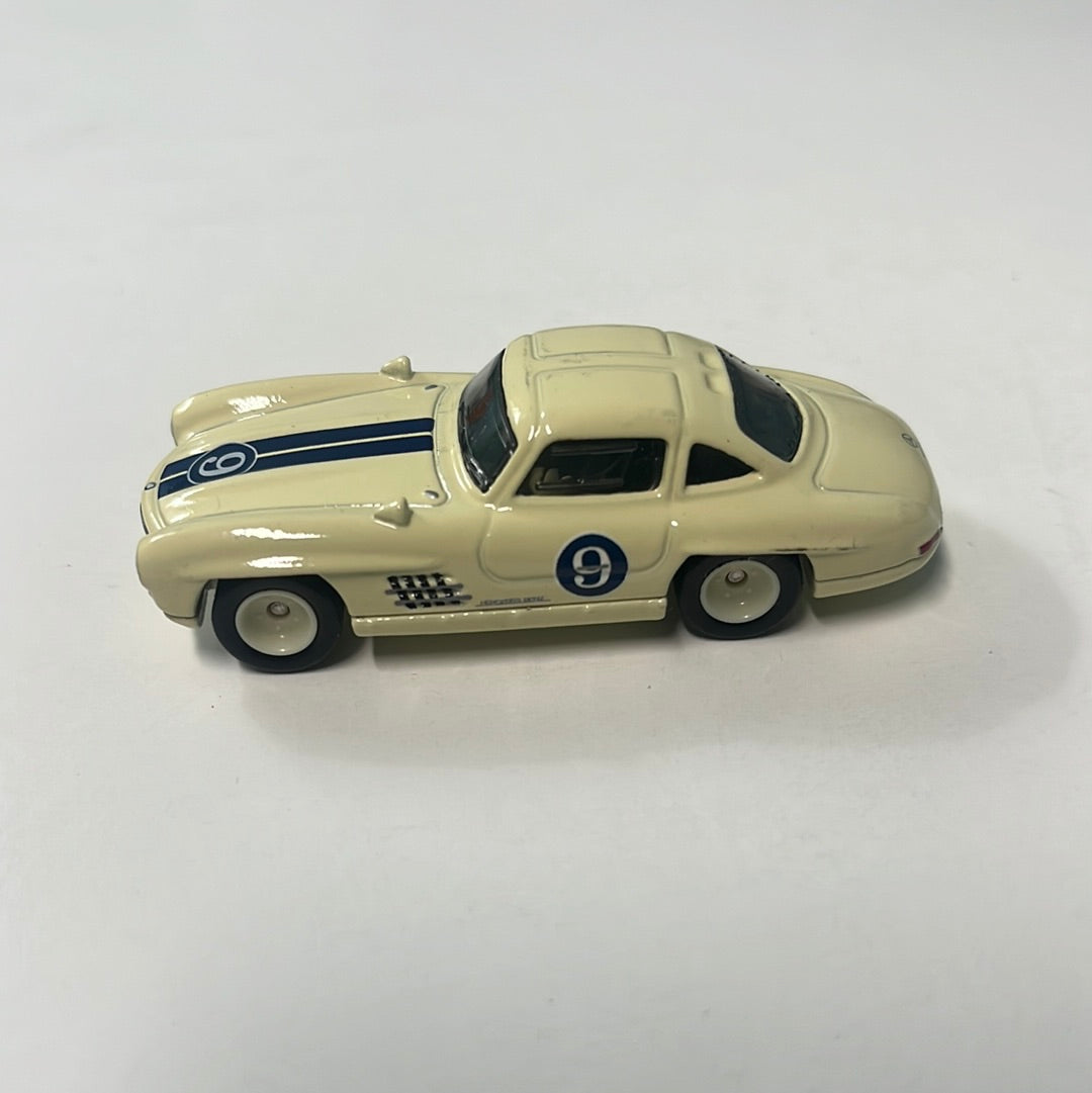 *Loose* Hot Wheels 1/64 Premium Car Culture Box Set Mercedes-Benz 300 SL Beige