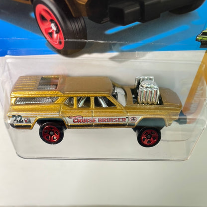 Hot Wheels 1/64 Cruise Bruiser Gold