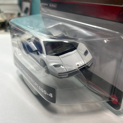 1/43 Hot Wheels Lamborghini Countach LPI 800-4 White