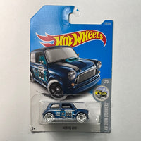 Hot Wheels 1/64 Morris Mini HW Snow Stormers Blue - Damaged Card