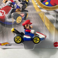 Hot Wheels 1/64 Mario Kart Mario w/ Standard Kart