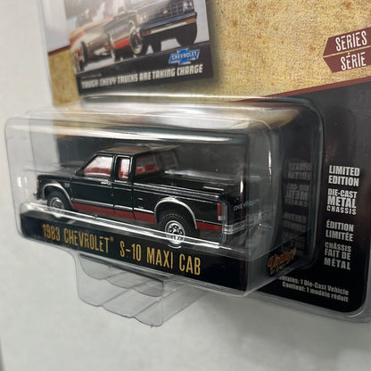 1/64 Greenlight Vintage Ad Cars 1983 Chevrolet S-10 Maxi Cab