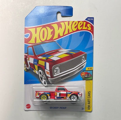 Hot Wheels 1/64 ‘69 Chevy Pickup Red