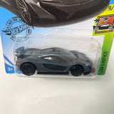 Hot Wheels 1/64 McLaren P1 Grey