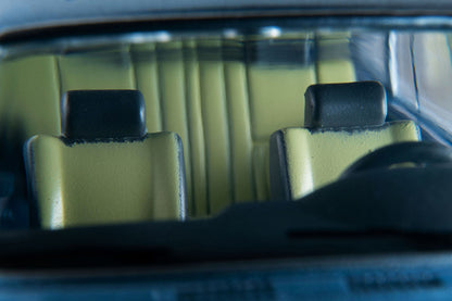 1/64 Tomica Limited Vintage Neo 1988 Toyota Land Cruiser 60 North American specification (light blue/gray) LV-N268a