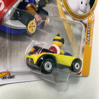 Hot Wheels 1/64 Mario Kart Lakitu w/ Sports Coupe