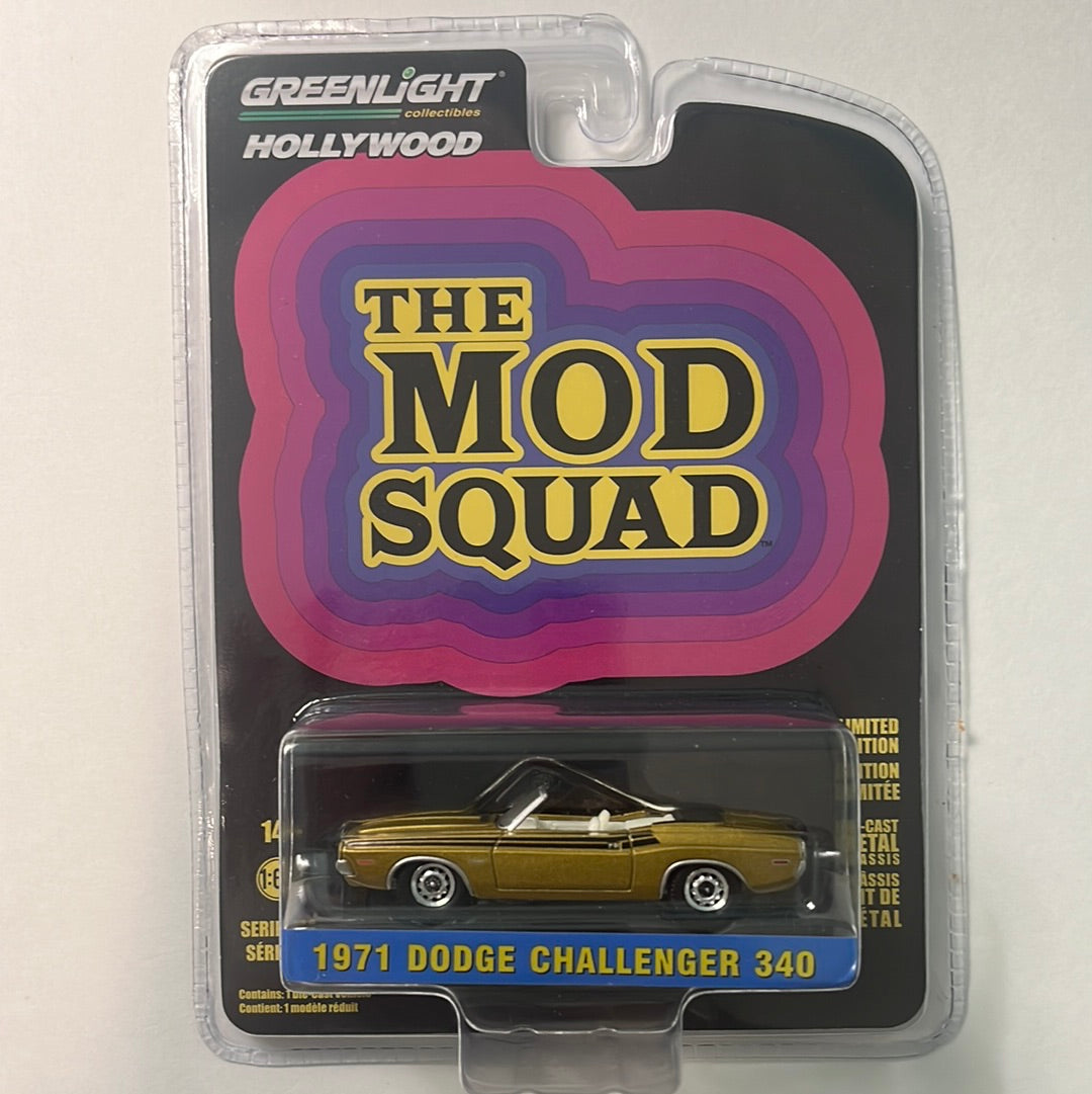 Greenlight Hollywood 1/64 1971 Dodge Challenger 340 The Mod Squad