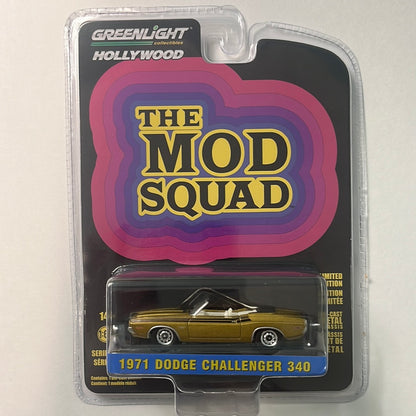 Greenlight Hollywood 1/64 1971 Dodge Challenger 340 The Mod Squad