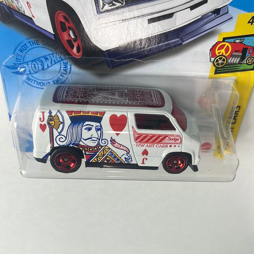 Hot Wheels 1/64 Treasure Hunt Custom ‘77 Dodge Van White - Damaged Box