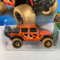 Hot Wheels 1/64 Treasure Hunt ‘17 Jeep Wrangler - Damaged Card