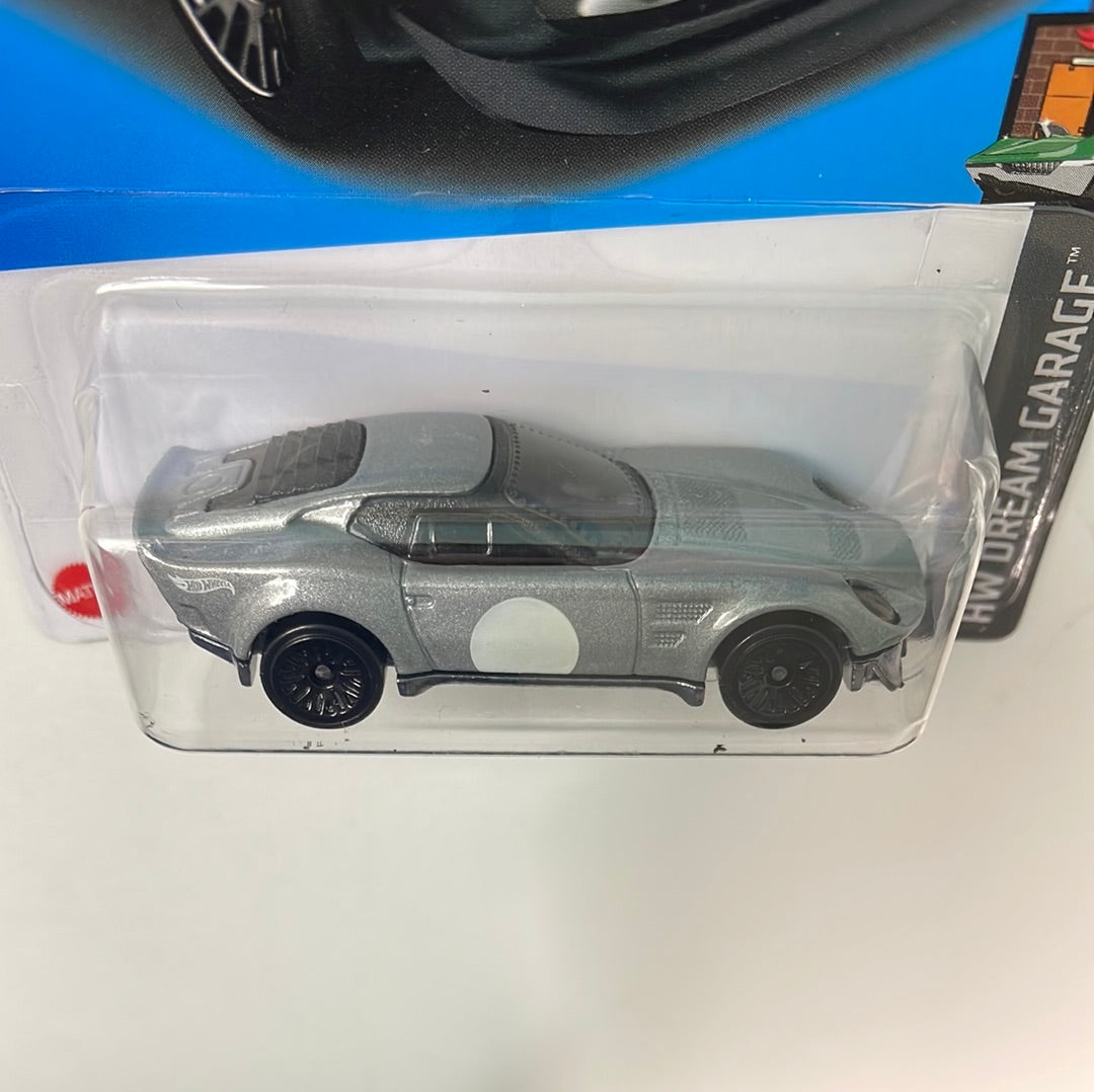 Hot Wheels 1/64 El Segundo Coupe Silver