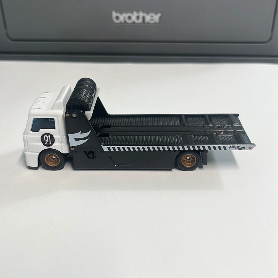 *Loose* Hot Wheels 1/64 Premium Car Culture Box Set Fleet Street Black & White