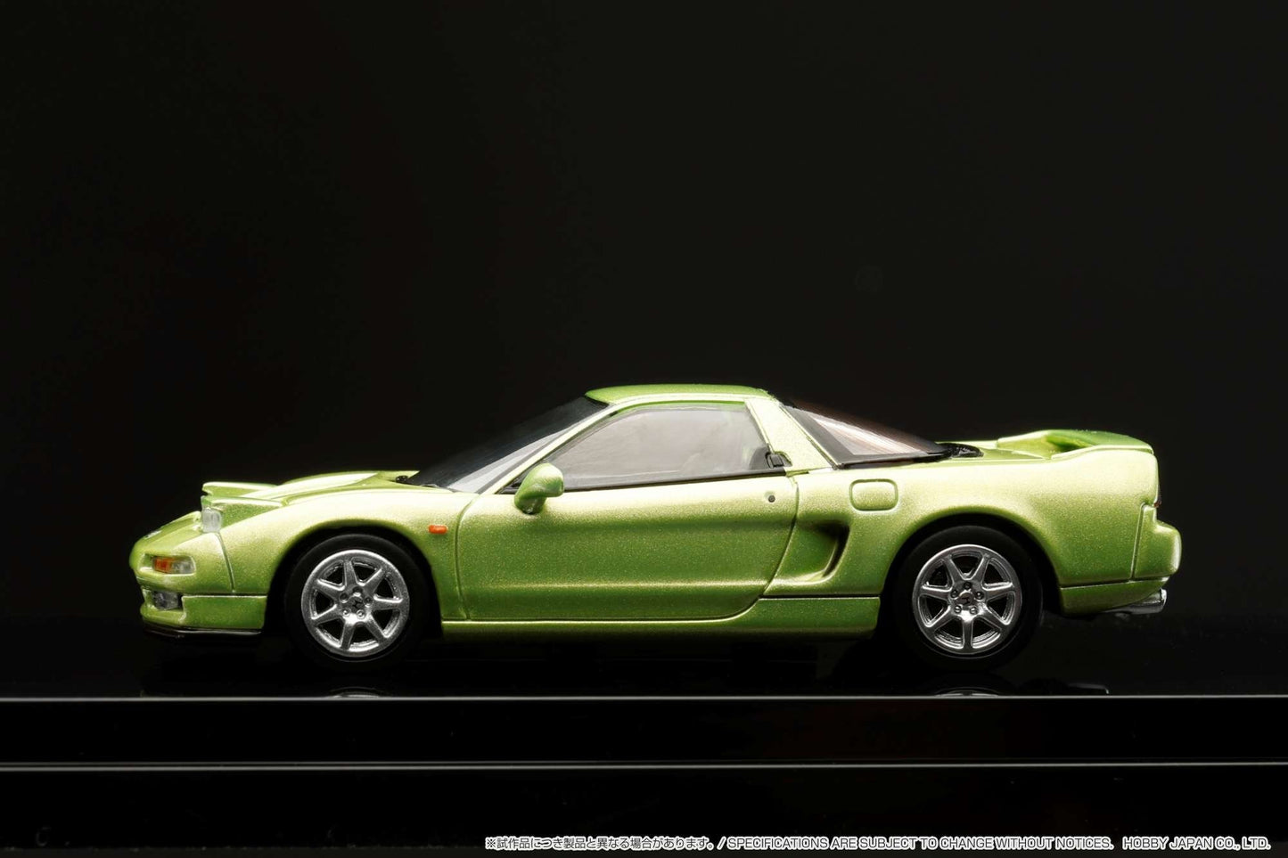 Hobby Japan 1/64 Honda NSX Coupe with Engine Display Model Lime Green Metallic