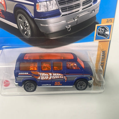 Hot Wheels Dodge Van Blue - Japan Card